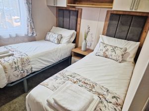 REGAL HEMSWORTH- click for photo gallery